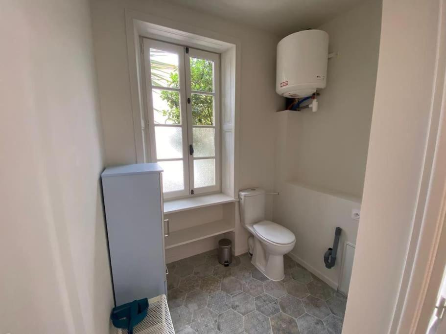 Le Puits Sainte Claire Bed & Breakfast Courçon Екстериор снимка